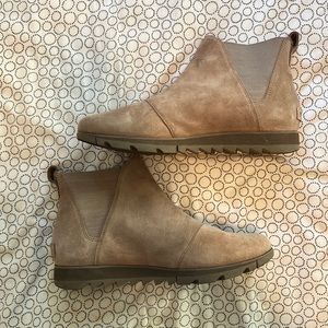 Sorel leather slip on Booties